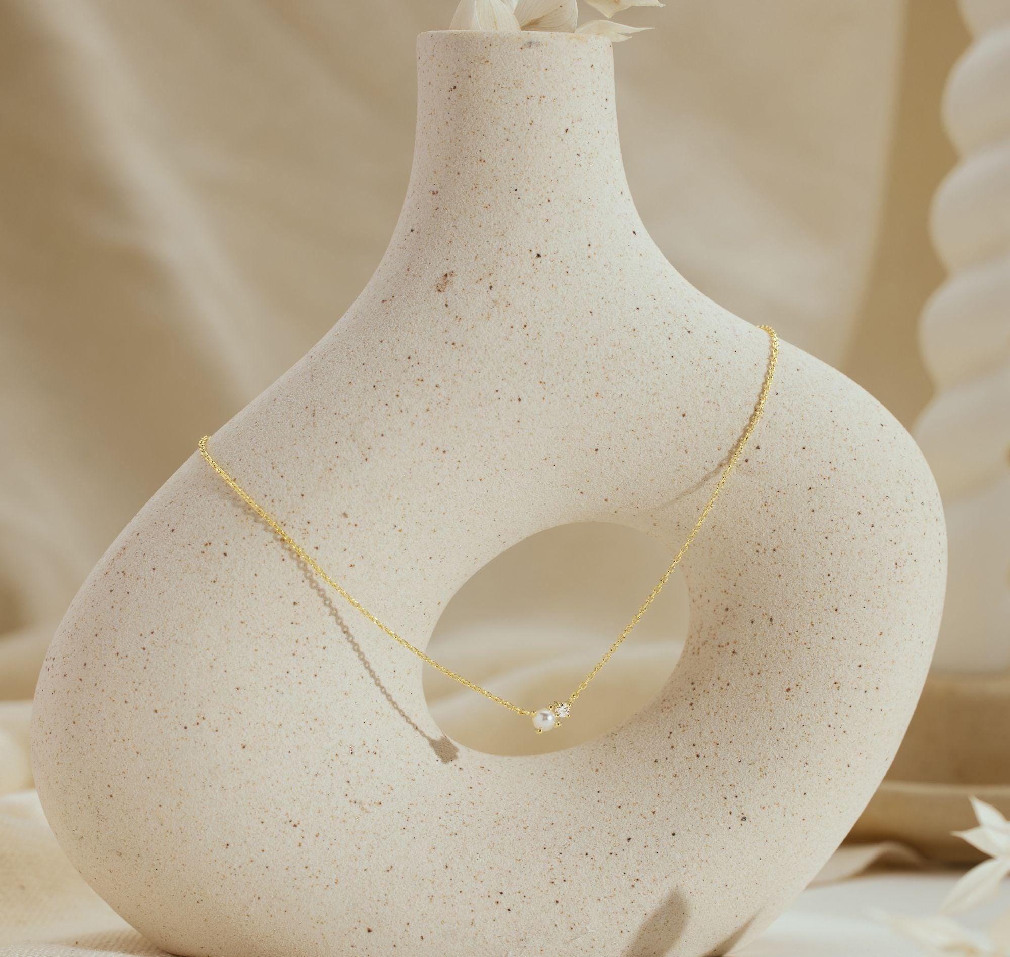 Averi-London™ | LUNAR necklace