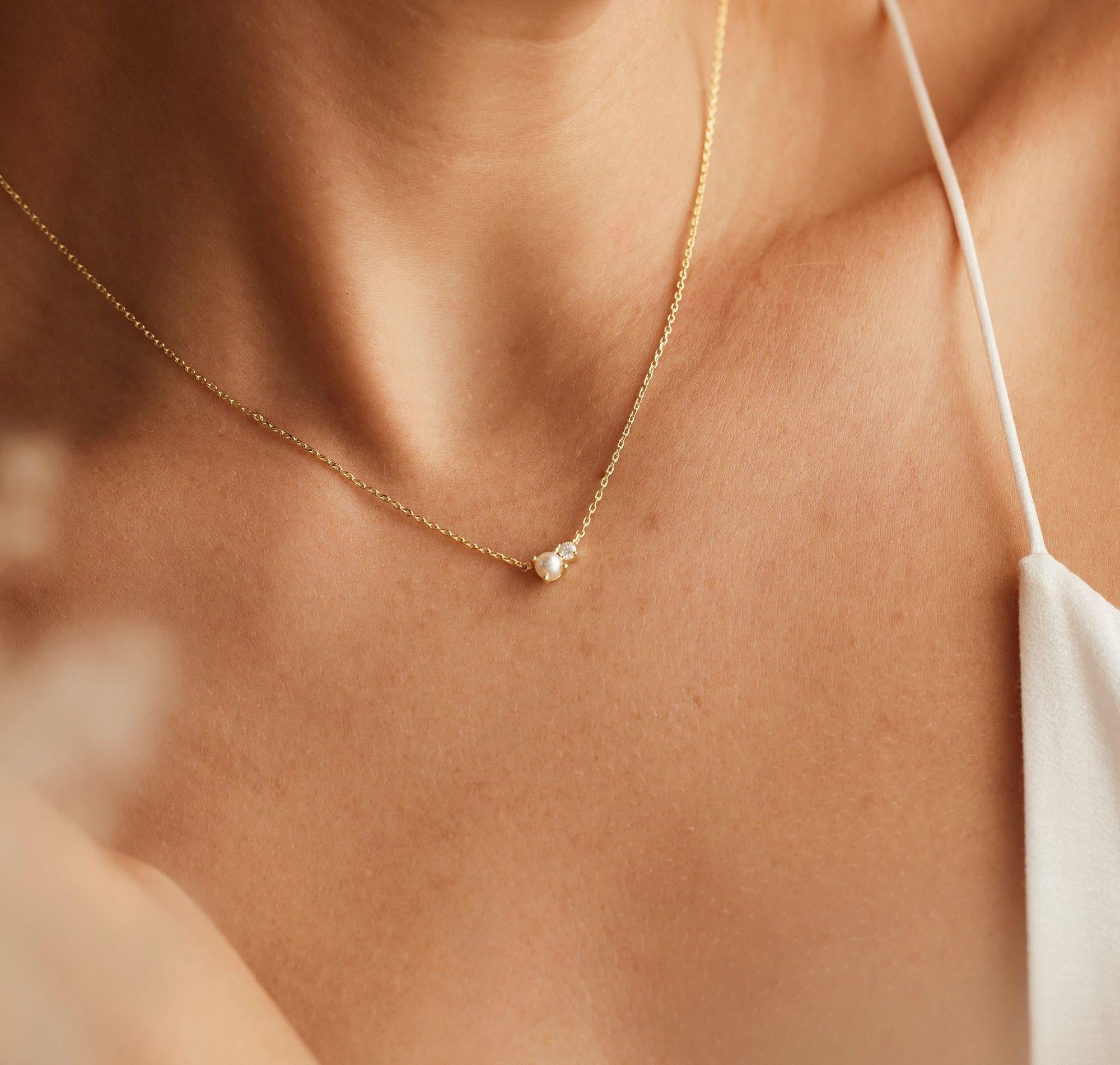 Averi-London™ | LUNAR necklace