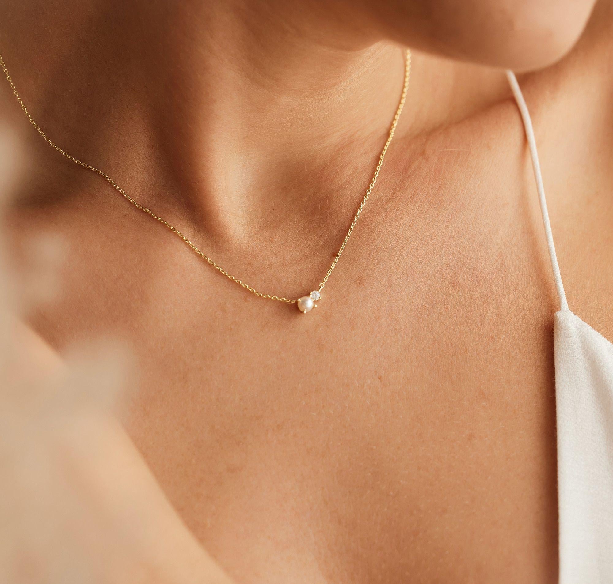 Averi-London™ | LUNAR necklace