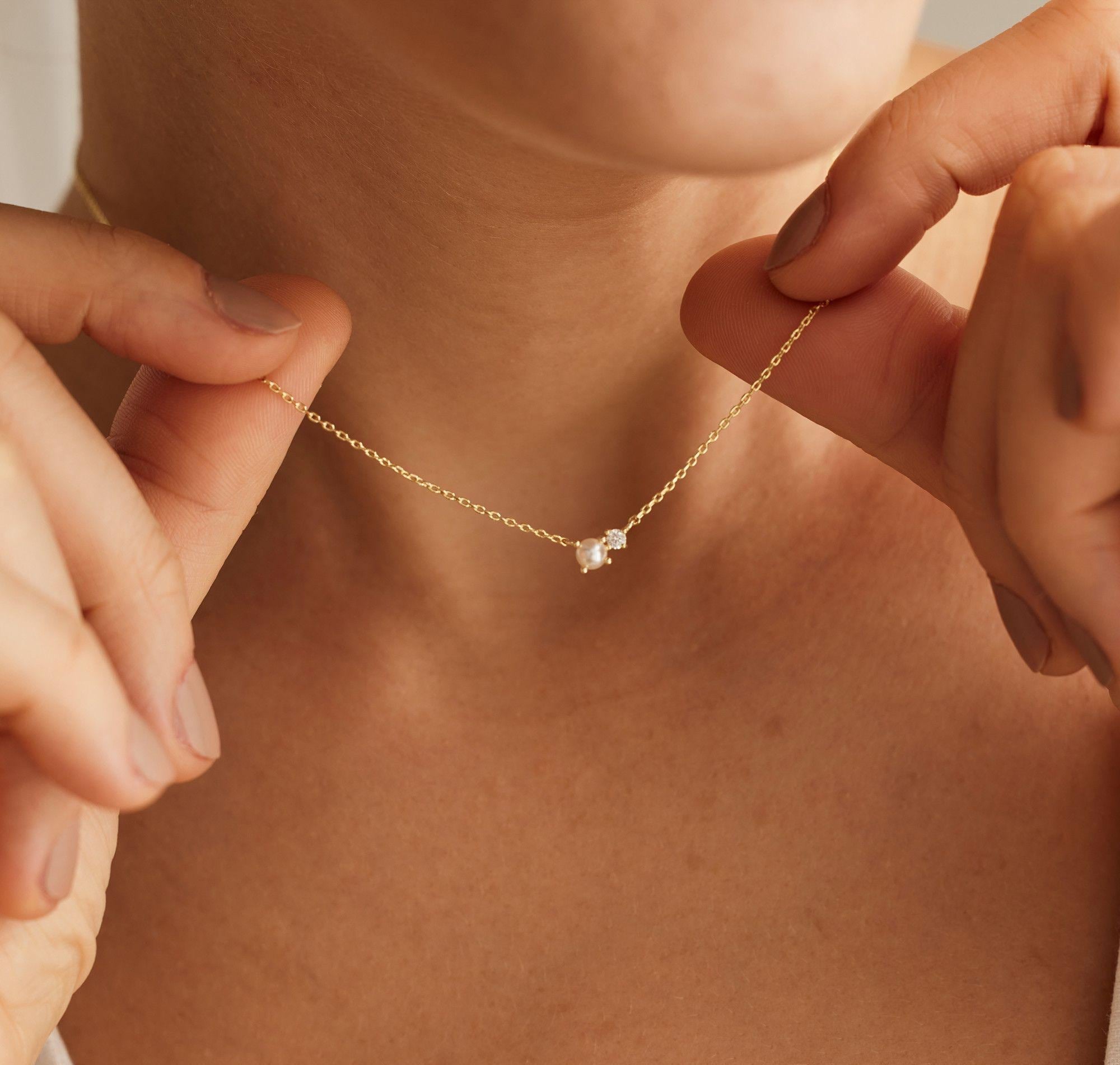 Averi-London™ | LUNAR necklace