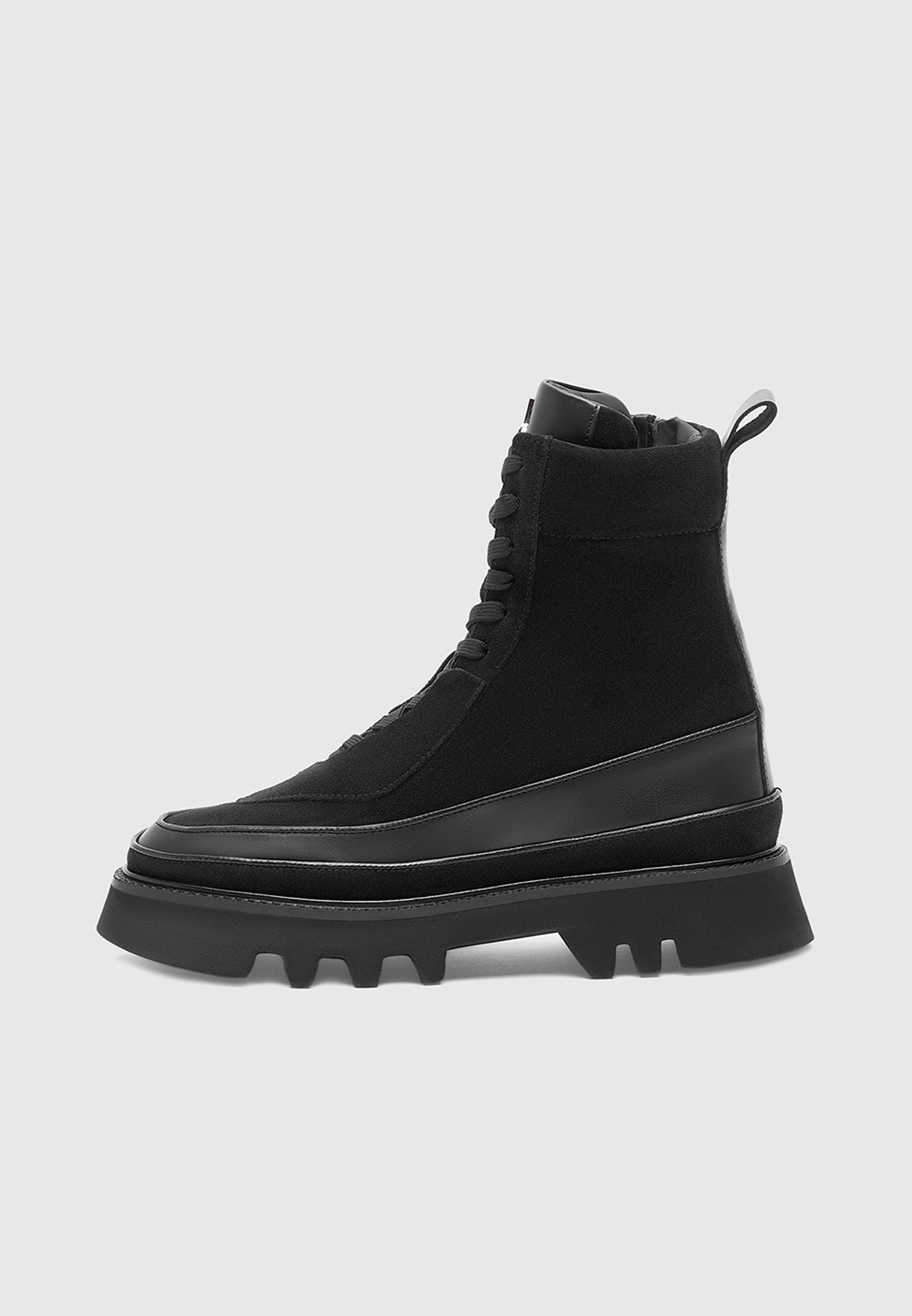 Averi-London™ | Combat